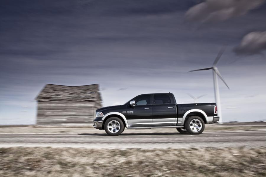  Dodge Ram 1500 2013 года  (фото 38 из 106)